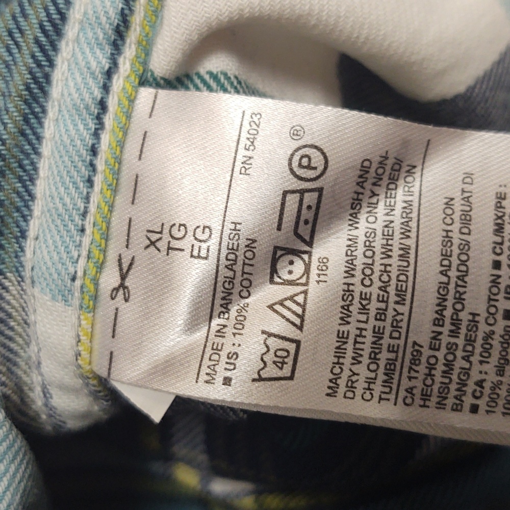 Like New Old Navy Men's Lightweight Flannel Plaid Shirt Size XL - Picture 4 of 4